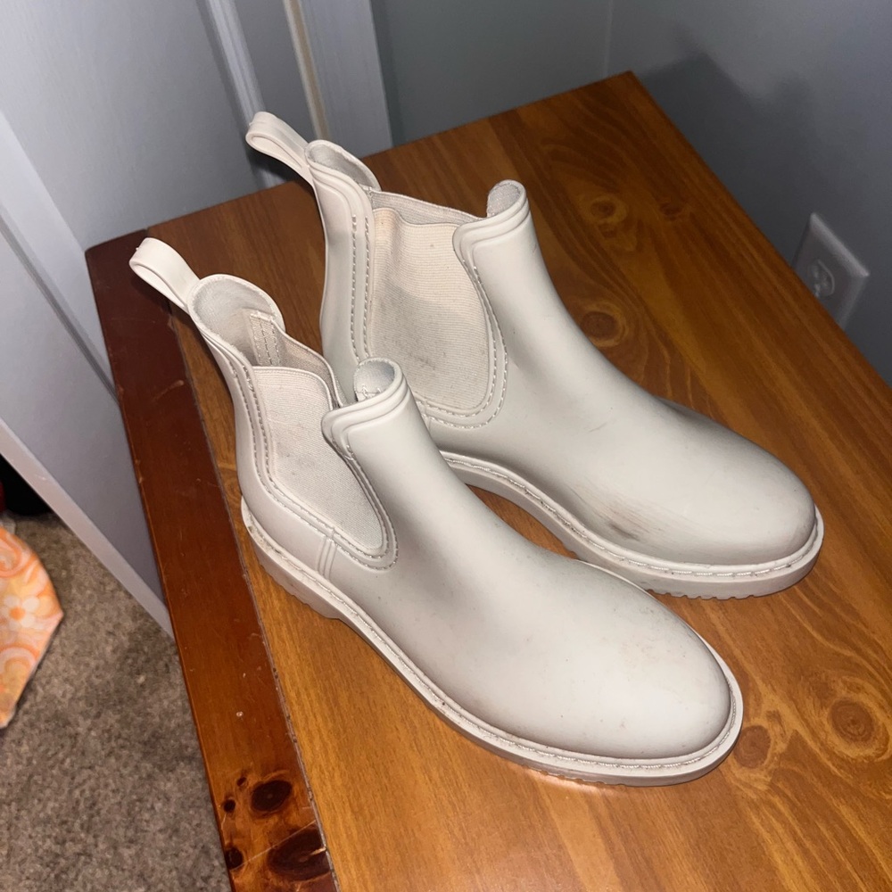Cotton On Cream Chelsea Rain Boots